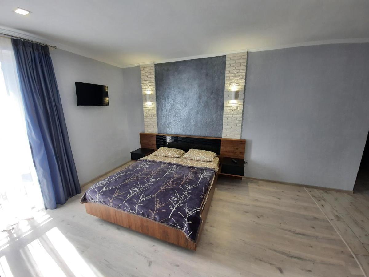 New Luxury Studio Apartment Ivano-Frankivsk Esterno foto