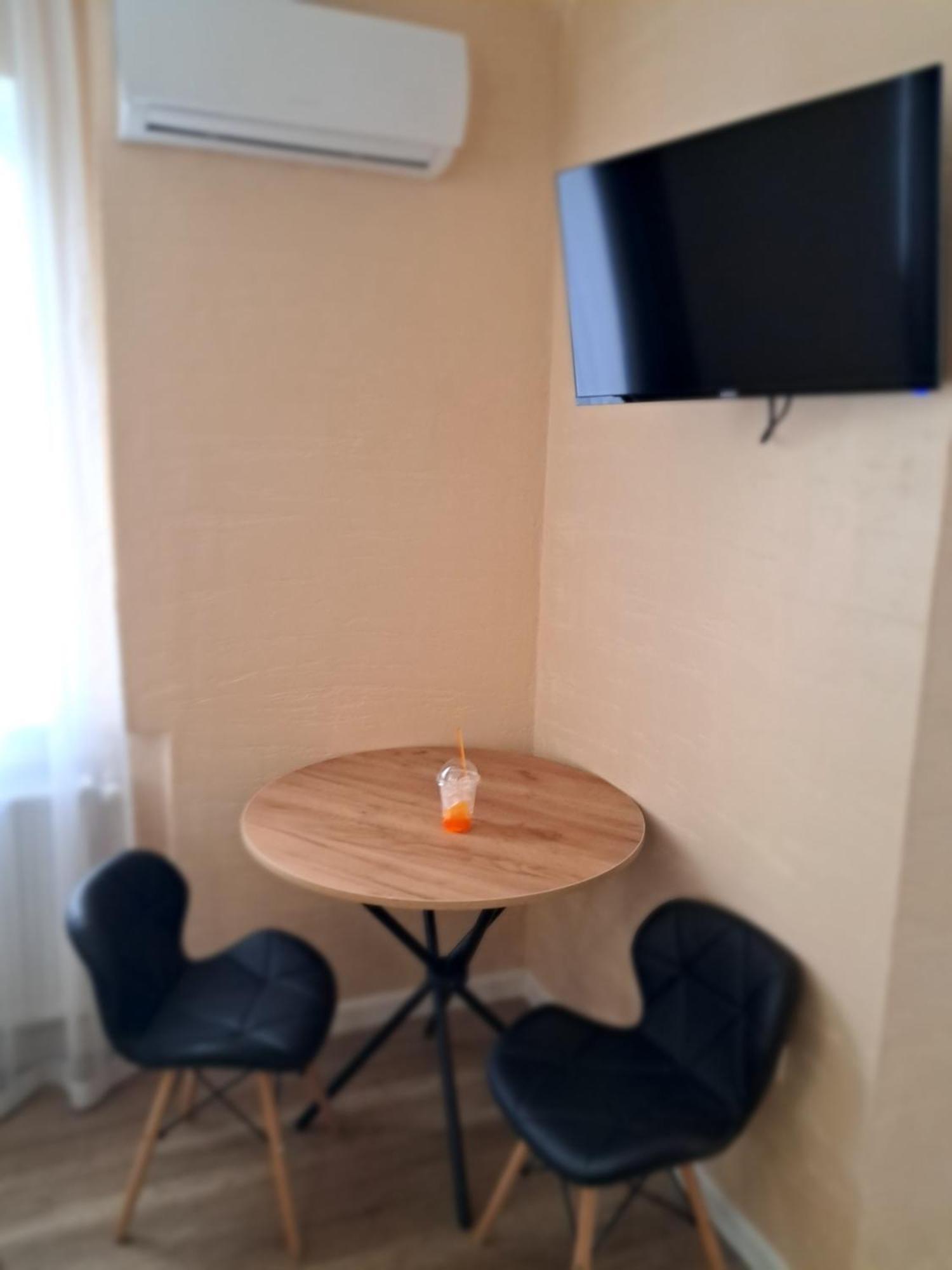 New Luxury Studio Apartment Ivano-Frankivsk Esterno foto